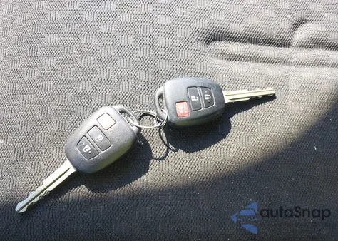 2014 Scion Xd из США, поврежденный, VIN JTKKUPB48E1045154